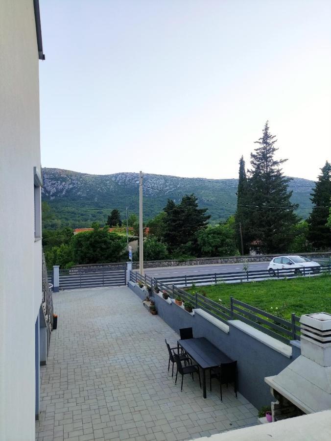 Apartments Nevistic Tribalj  Экстерьер фото