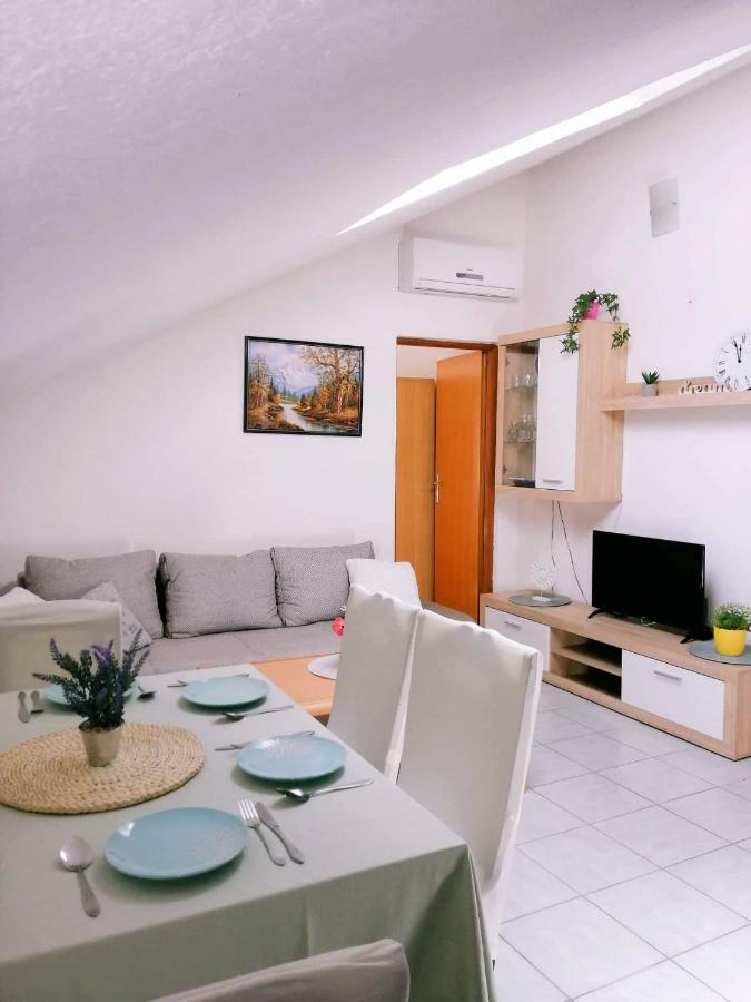Apartments Nevistic Tribalj  Экстерьер фото