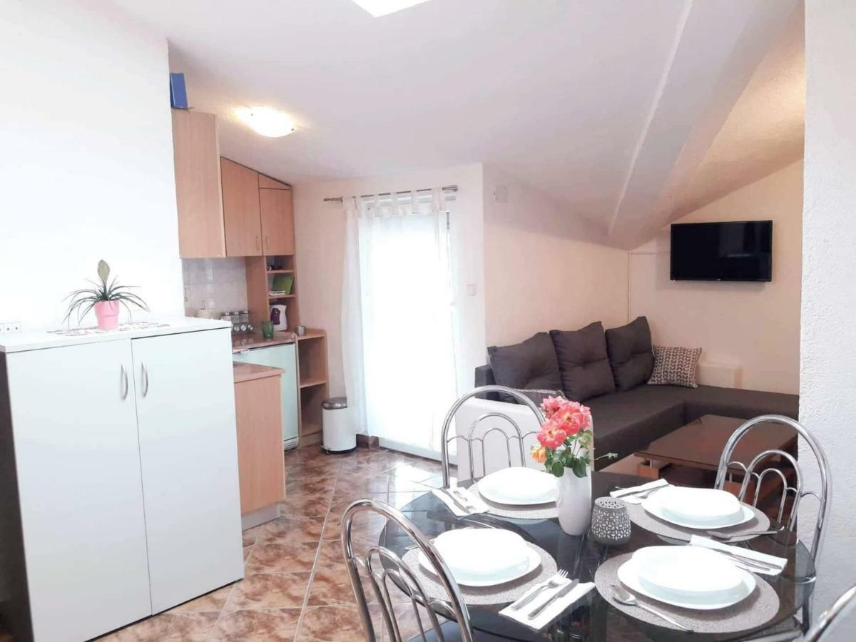 Apartments Nevistic Tribalj  Экстерьер фото
